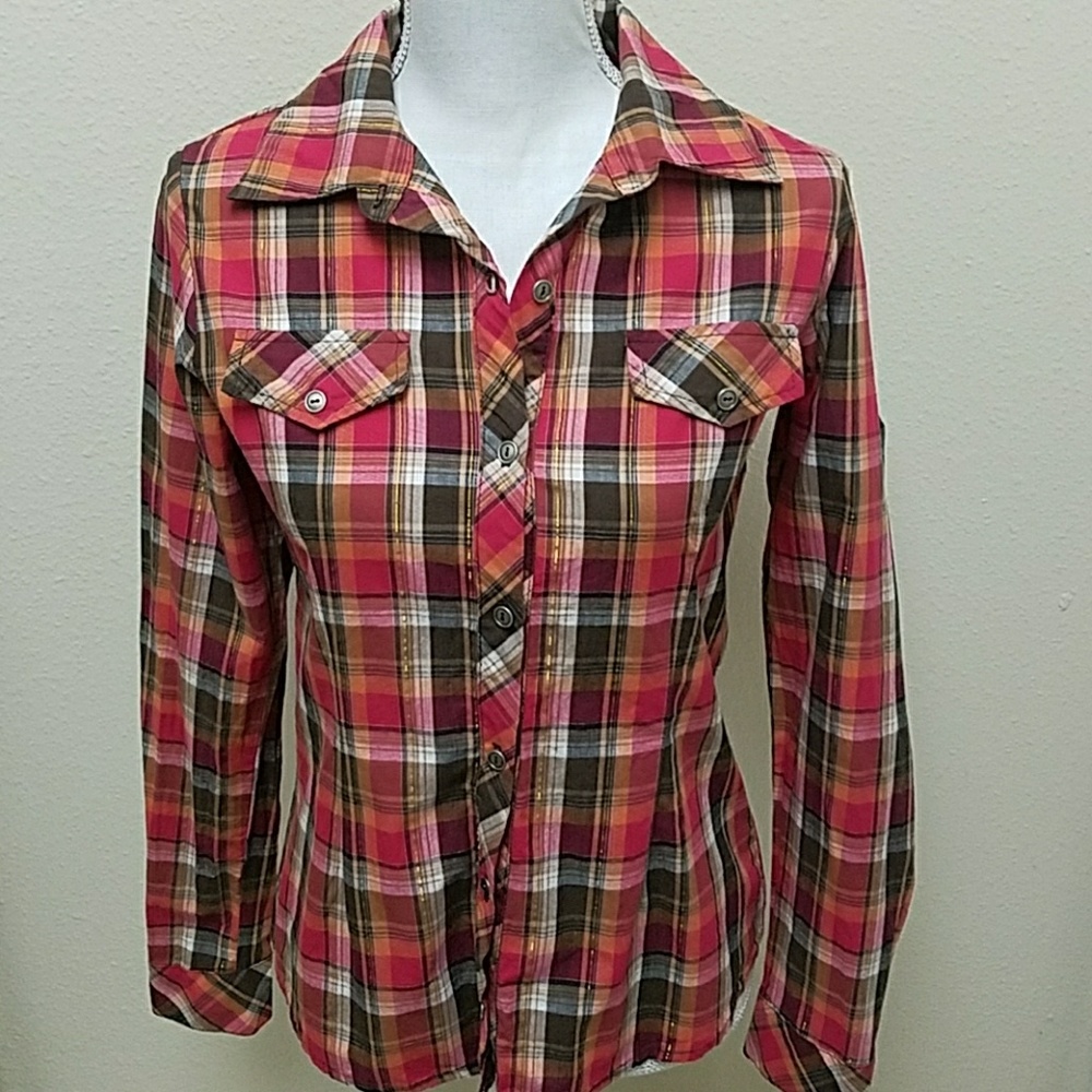 Event long sleeve button top